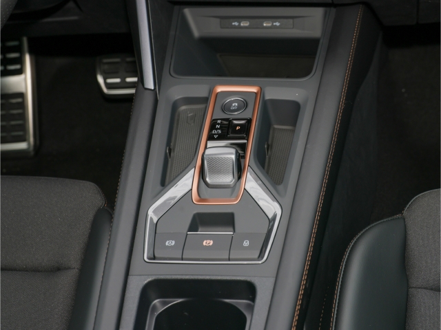 Cupra Formentor 1.5 eTSI DSG Kamera LED Klimaautomatik 3-Zonen