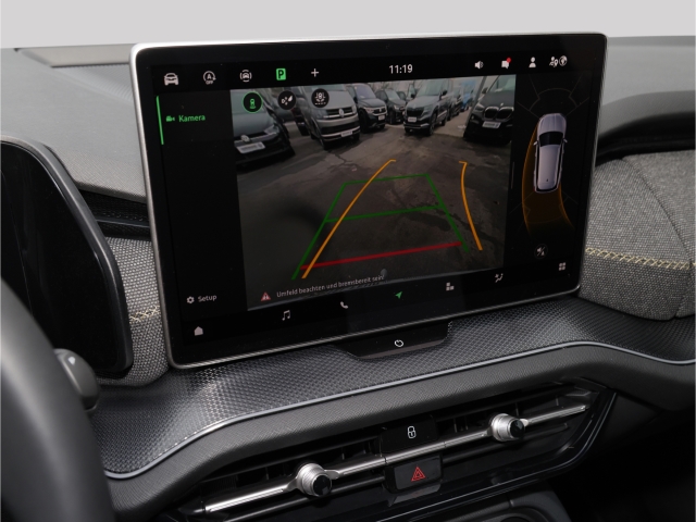 Skoda Kodiaq Selection 2.0 TDI 4x4 DSG 7Sitzer AHK Kamera Navi