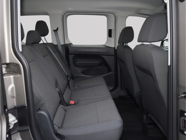 VW Caddy 1.5 TSI 6-Gang Winter Paket 5Jahre Garantie