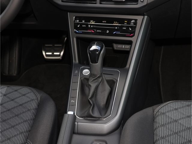 VW Taigo R-Line Black Style 1.0 TSI DSG Matrix LED