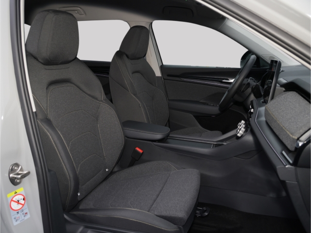 Skoda Kodiaq Selection 2.0 TDI 4x4 DSG LED AHK Kamera