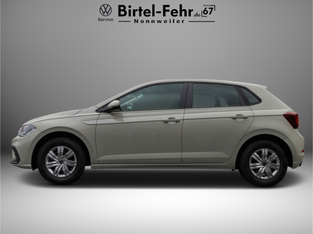 VW Polo VI Smart 1.0 5-Gang LED App Connect