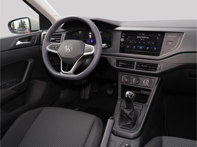 VW Polo VI Smart 1.0 5-Gang LED App Connect