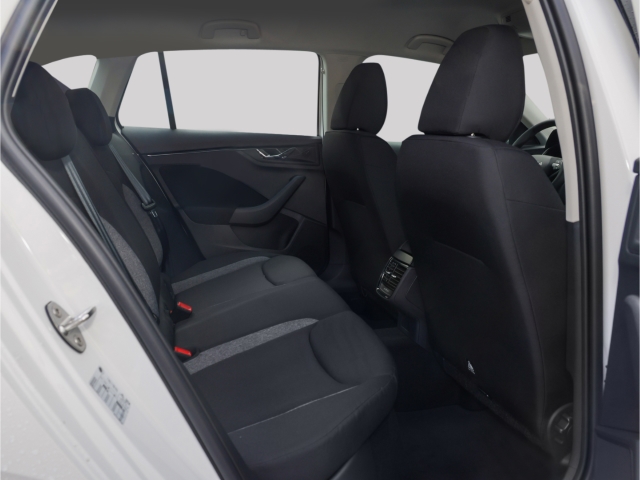 Skoda Scala Drive 1.0 TSI 5-Gang 5J. Garantie LED