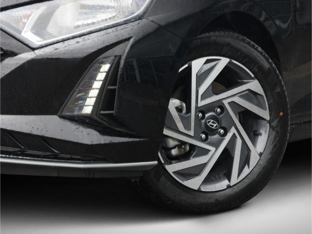 Hyundai i20 Wave 1.0 T-GDI DCT Navi Kamera AHK Vorbereitung