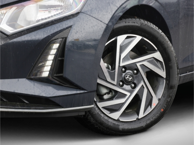 Hyundai i20 Wave 1.0 T-GDI DCT Navi Kamera AHK Vorbereitung