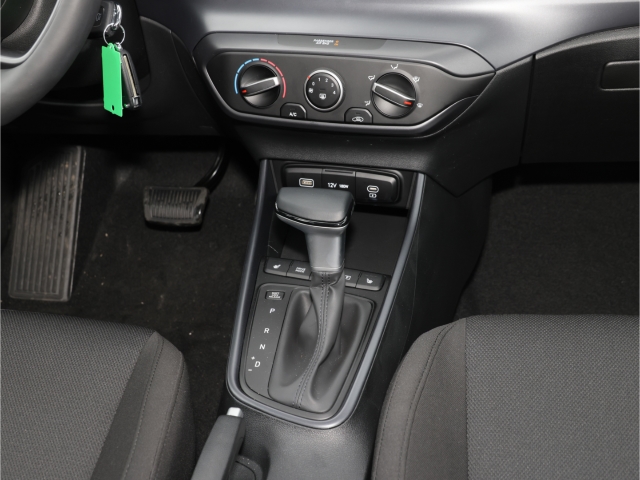 Hyundai i20 Wave 1.0 T-GDI DCT Navi Kamera AHK Vorbereitung