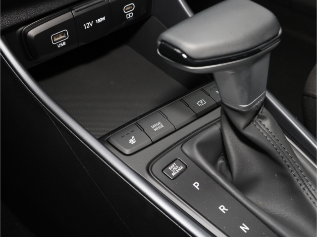 Hyundai i20 Wave 1.0 T-GDI DCT Navi Kamera AHK Vorbereitung