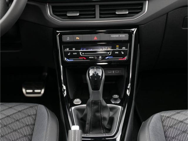 VW T-Cross BlackStyle R-Line 1.5 TSI DSG AHK Matrix