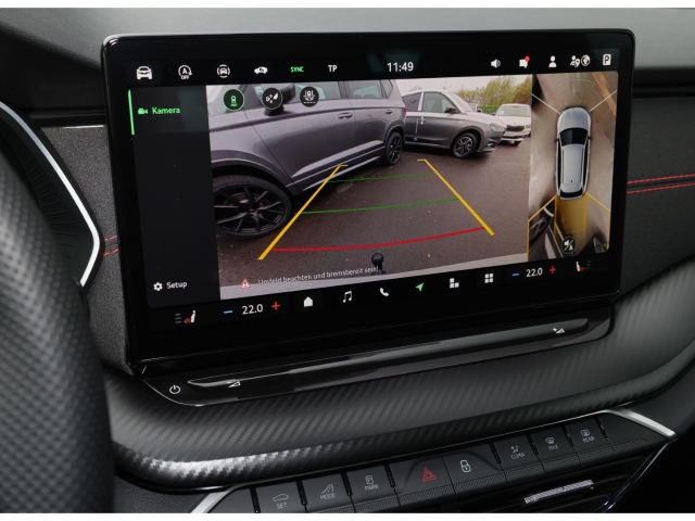 Skoda Octavia Combi RS 2.0 TSI DSG AHK Matrix Pano Navi 360°