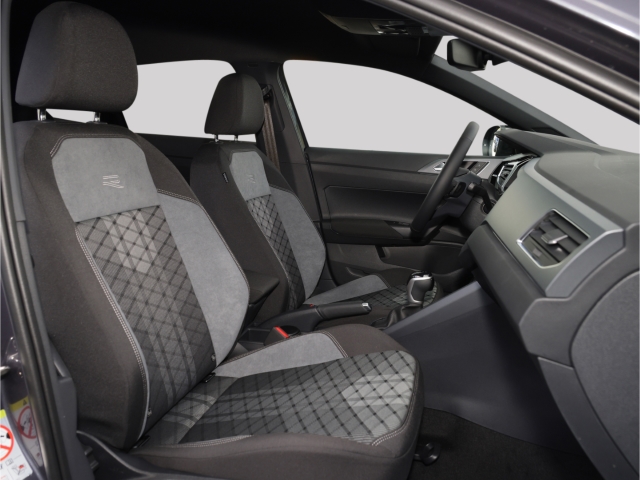 VW Taigo Black Style R-Line 1.5 TSI AHK
