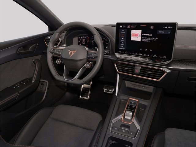 Cupra Leon ST 2.0 TSI VZ DSG 4Drive AHK Sennheiser
