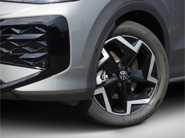 VW T-Roc R-Line 1.5 eTSI DSG AHK Kamera LED
