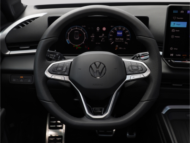 VW T-Roc R-Line 1.5 eTSI DSG AHK Kamera LED