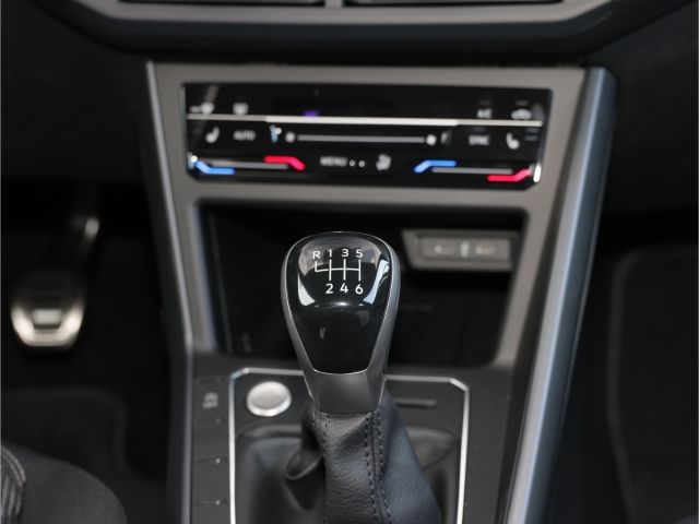VW Taigo R-Line 1.0 TSI 6-Gang IQ Light