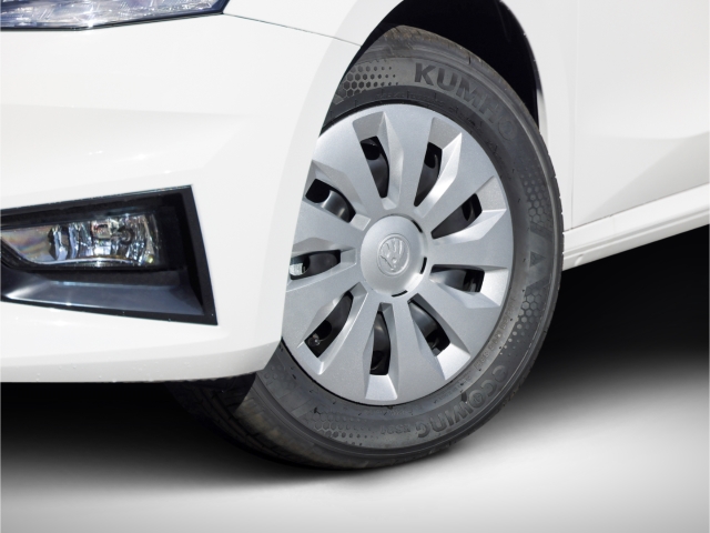 Skoda Fabia Liberty 1.0 TSI 5-Gang LED 3 Jahre Garantie100tkm