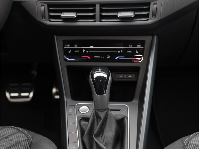 VW Taigo Black Style R-Line 1.5 TSI DSG AHK Matrix Kamera