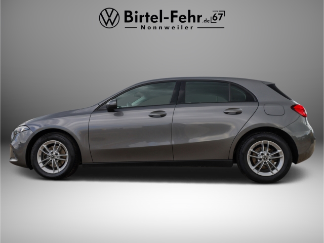 Mercedes-Benz A 180 -Klasse Business 6-Gang Navi