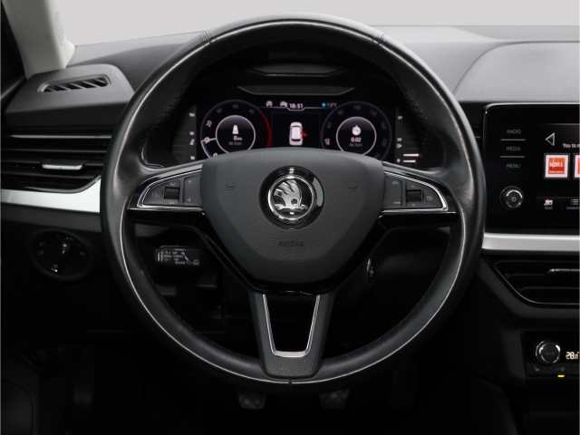 Skoda Kamiq Style 1.6 TDI 6-Gang AHK Kamera LED