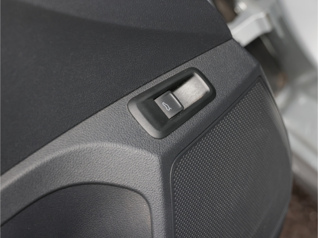 Skoda Kamiq Style 1.6 TDI 6-Gang AHK Kamera LED