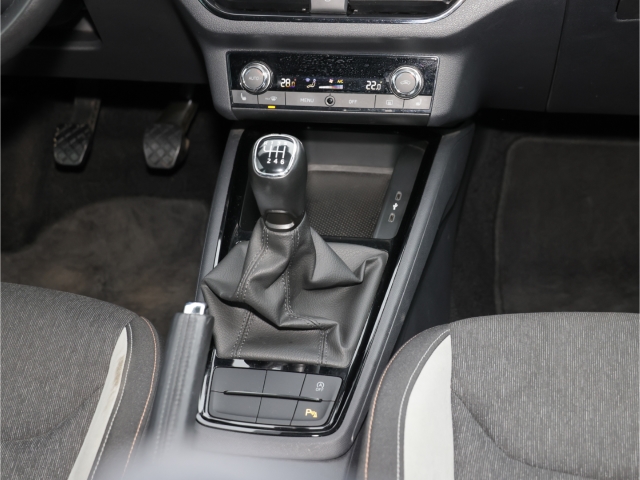 Skoda Kamiq Style 1.6 TDI 6-Gang AHK Kamera LED