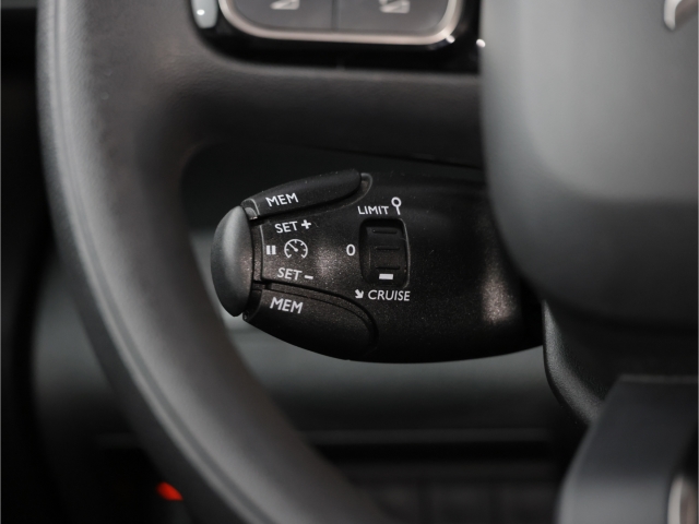 Citroen Berlingo Club M 1.2 TSI Pure Tech Automatik