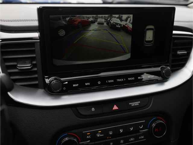 Kia Cee'd Vision 1.6 CRDi Mild Hybrid 6-Gang Navi Kamera