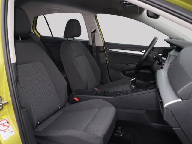 VW Golf VIII 1.0 TSI 6-Gang LED Klimaautom