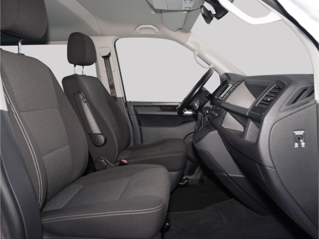 VW T6 Multivan Trendline 2.0 TDI DSG AHK