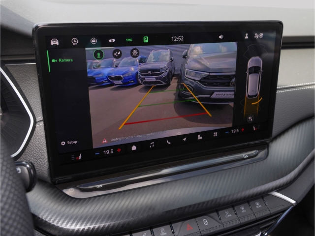 Skoda Octavia Combi 1.5 TSI Sportline Navi AHK Kamera Sportpaket AHK-klappbar