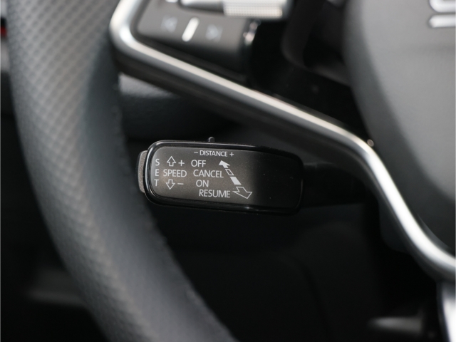 Skoda Octavia Combi 1.5 TSI Sportline Navi AHK Kamera Sportpaket AHK-klappbar
