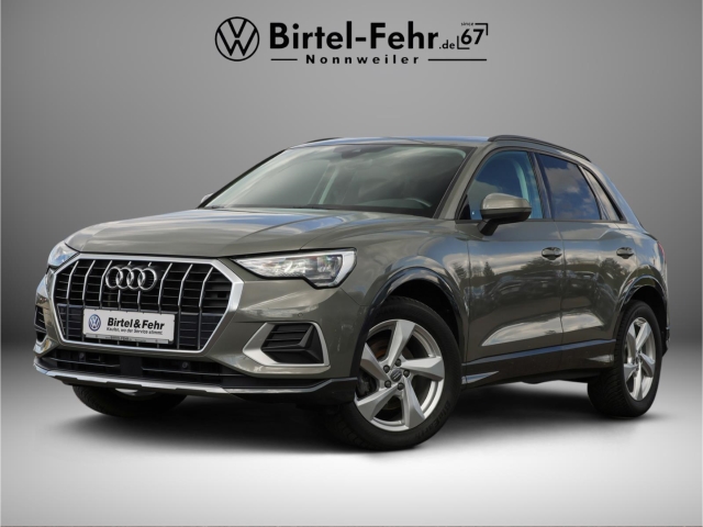 Audi Q3 35 TFSI advanced LED AHK