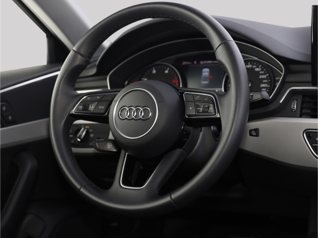 Audi A4 advanced 2.0 TDI S-Tronic Navi 8-fach