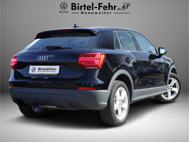 Audi Q2 35 TFSI S-Tronic LED Navi 8-fach