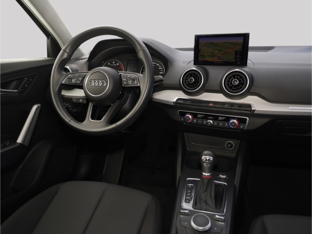 Audi Q2 35 TFSI S-Tronic LED Navi 8-fach