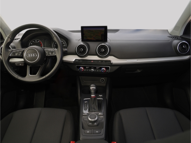 Audi Q2 35 TFSI S-Tronic LED Navi 8-fach