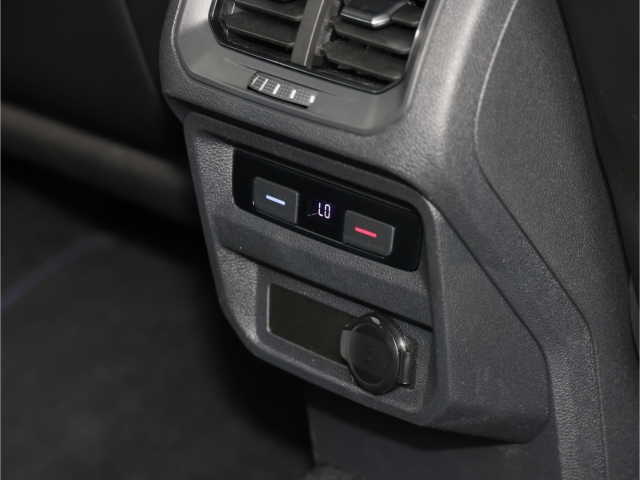 VW Tiguan R 2.0 TSI DSG 4Motion Matrix Navi AHK Kamera