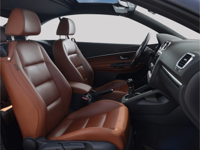 VW Eos 2.0 TDI 6-Gang EL. Verdeck AHK Klimaautom